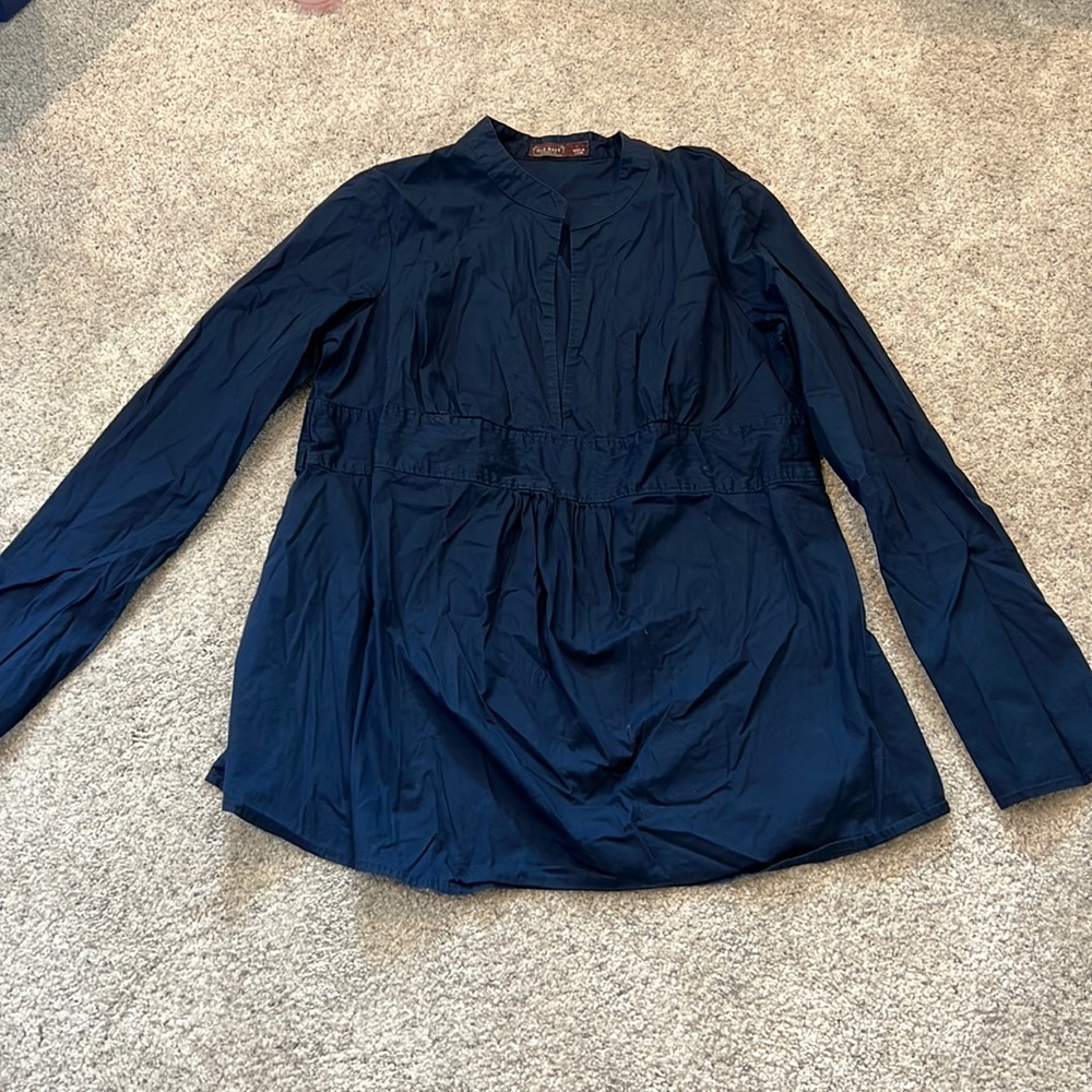 Old Navy maternity navy blue size medium long sleeve blouse